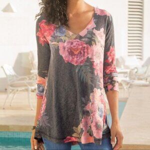Soft Surroundings Midnight Blooms Floral V-Neck Long Sleeve Top Gray and Pink PL
